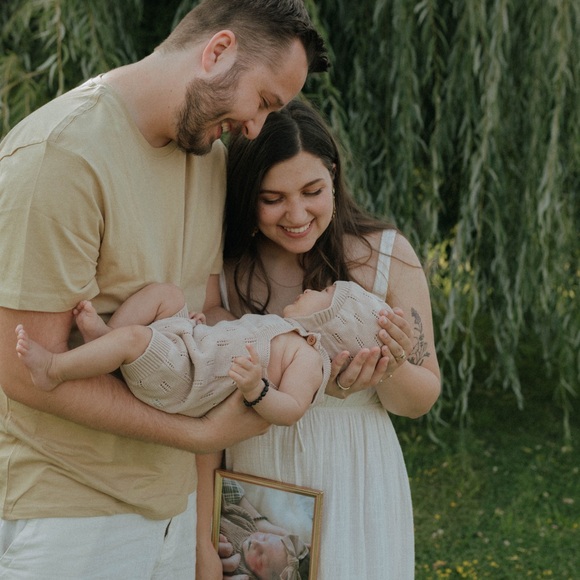 Meet your Posher, Mikaela - Picture 7 of 7